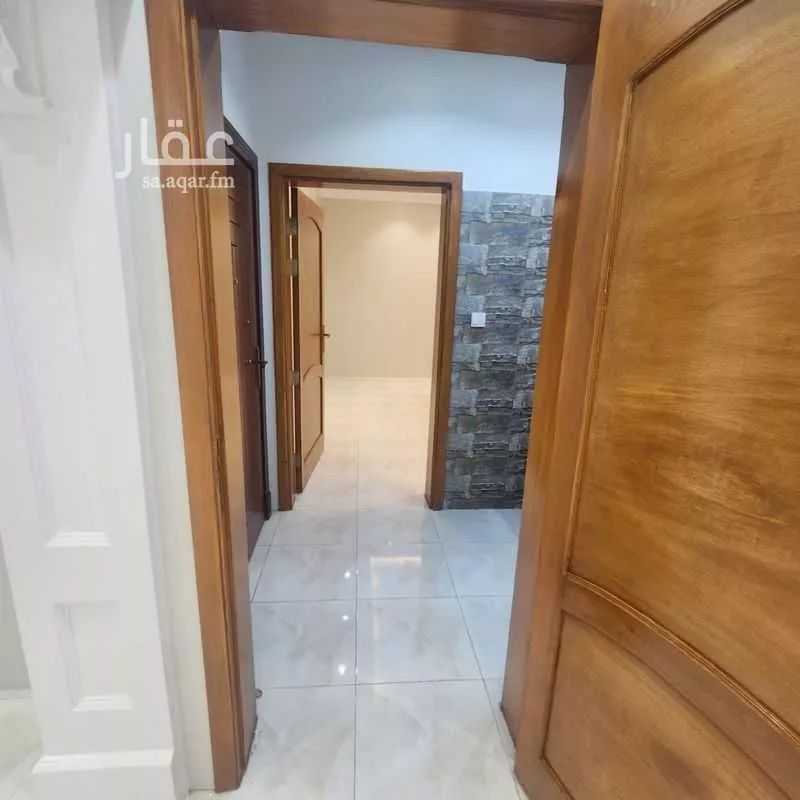 4 bedroom apartment in As Salhiyah 17
