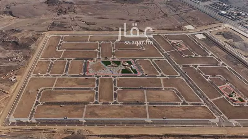 465 sqm land in Jeddah 2