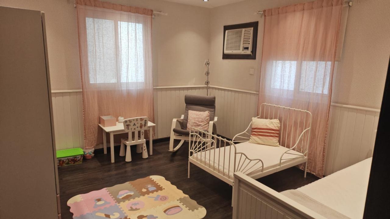 3 bedroom apartment in Al Manar 4