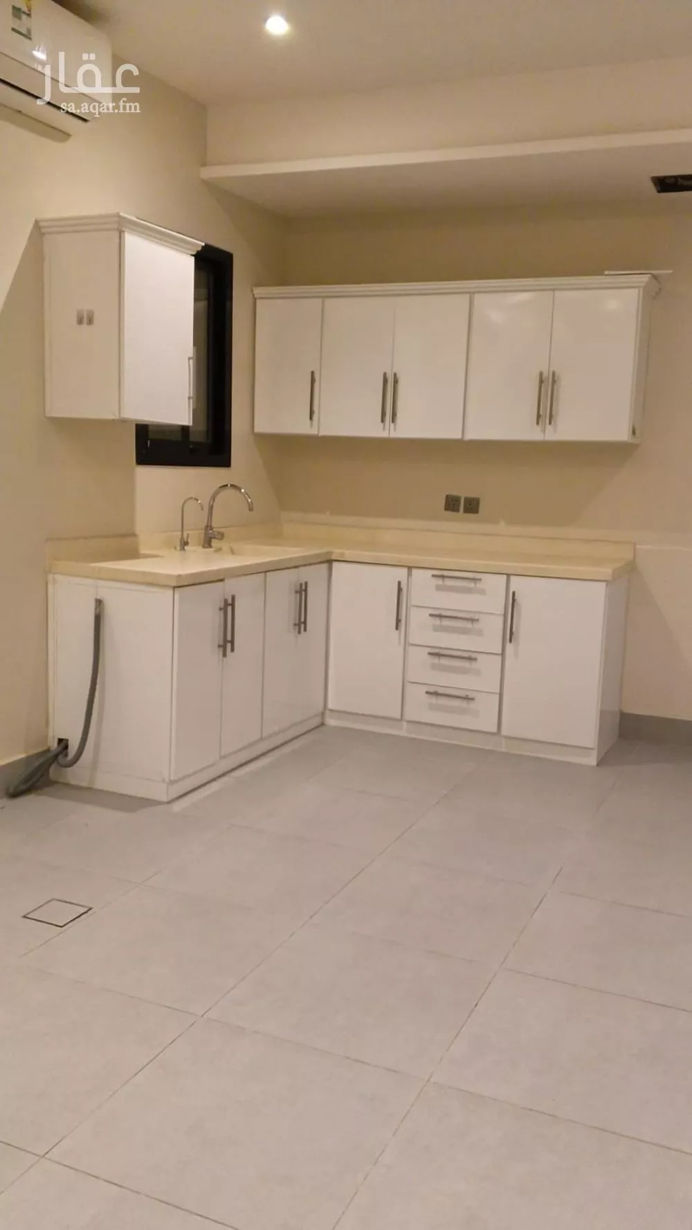 3 bedroom apartment in Dhahrat Laban 4
