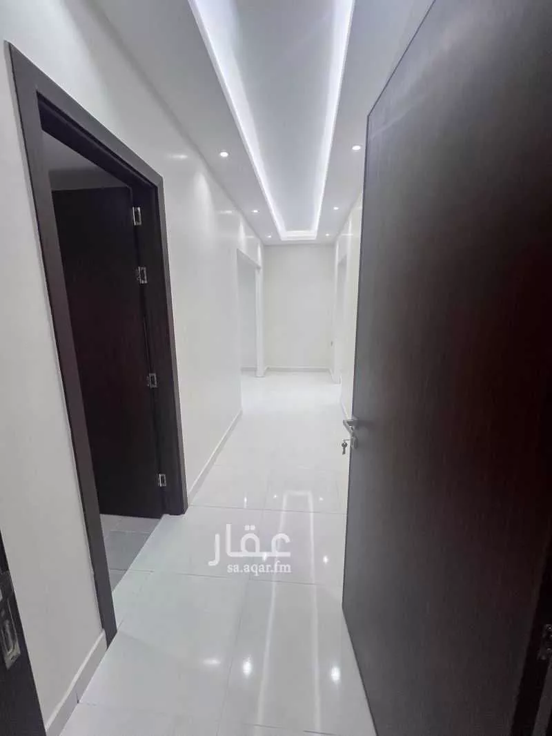 4 bedroom villa in Al Janadriyah 4