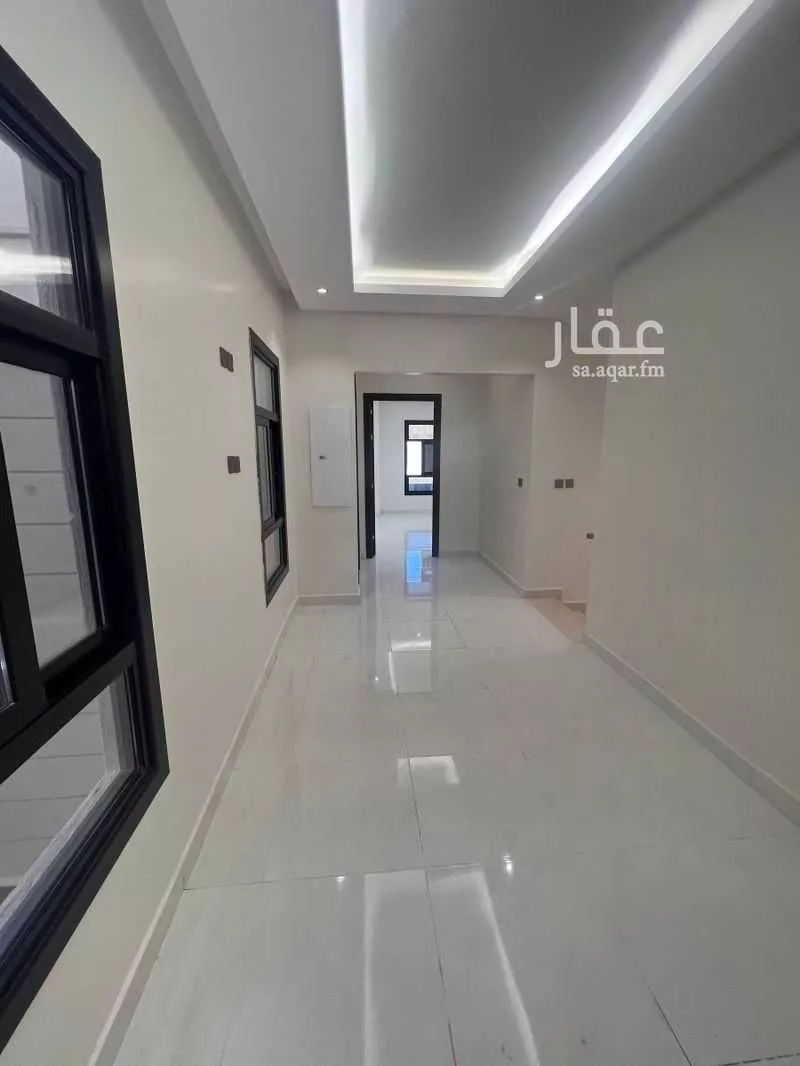 4 bedroom villa in Al Janadriyah 9