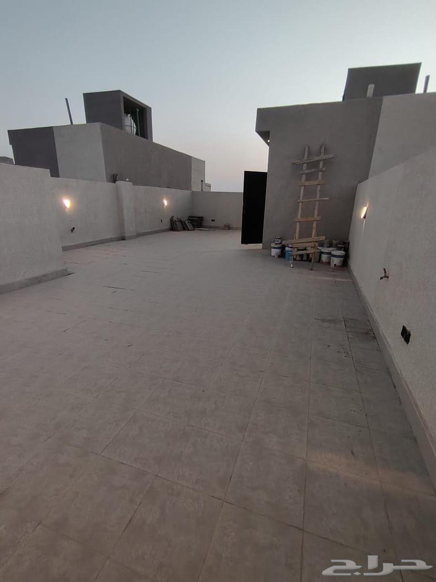 4 bedroom villa in Al Janadriyah 2