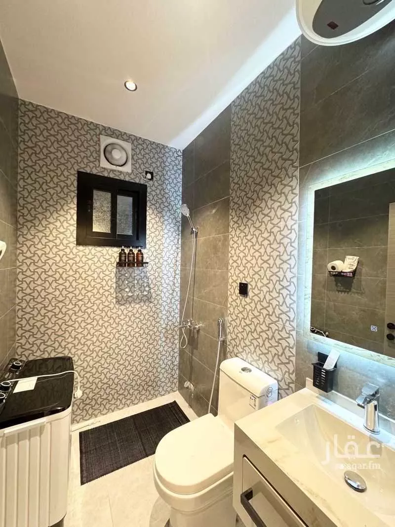 2 bedroom apartment in Al Bawadi 13