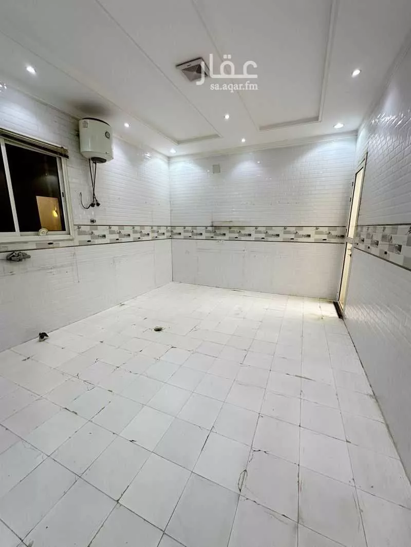 8 bedroom villa in Al Mahdiyyah 8
