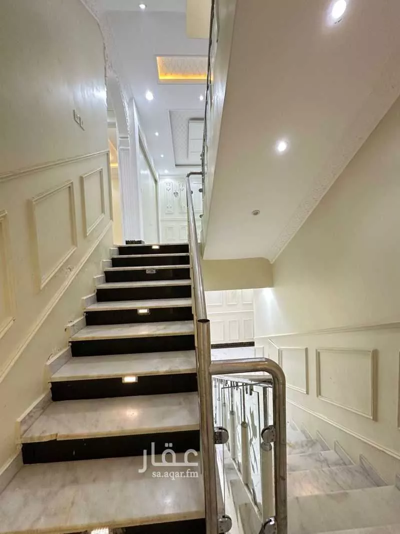 8 bedroom villa in Al Mahdiyyah 10