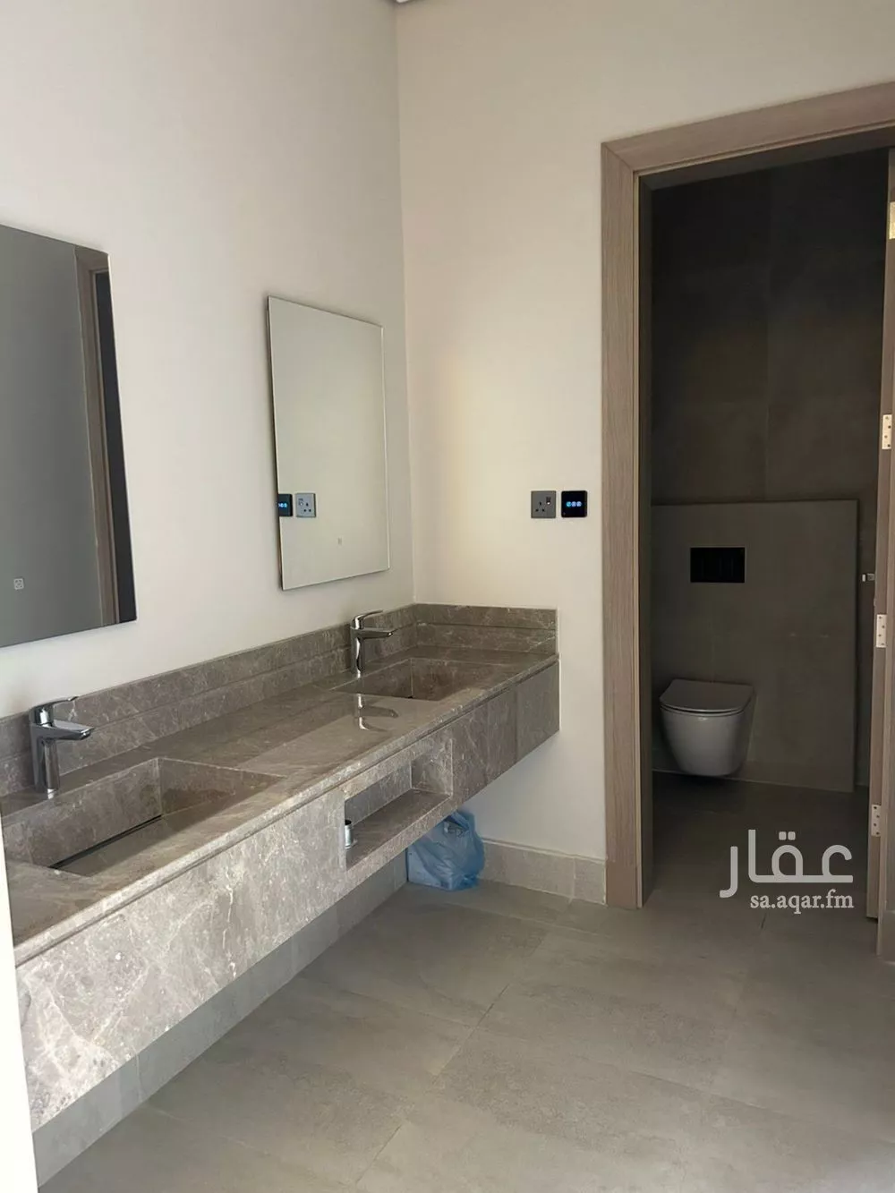 5 bedroom villa in Al Narjis 3