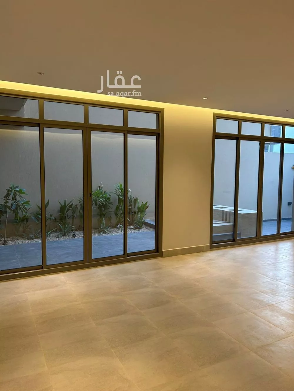 5 bedroom villa in Al Narjis 5