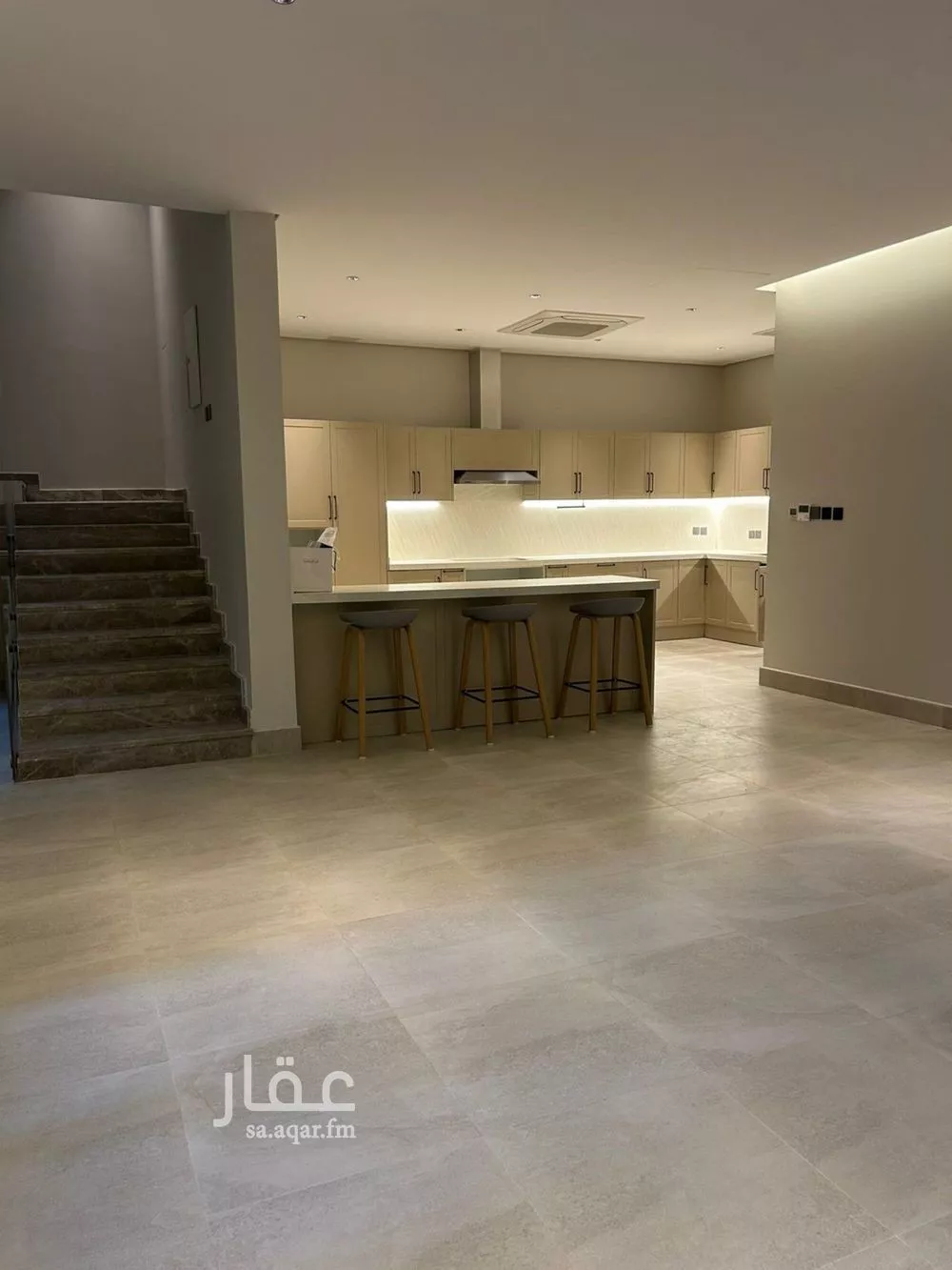 5 bedroom villa in Al Narjis 7