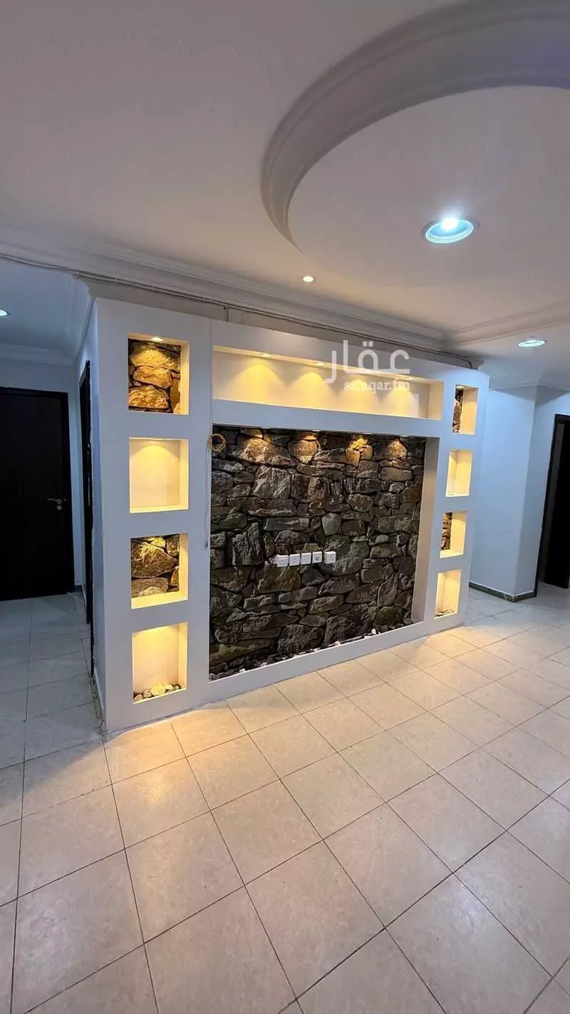5 bedroom apartment in Dhahrat Laban 12
