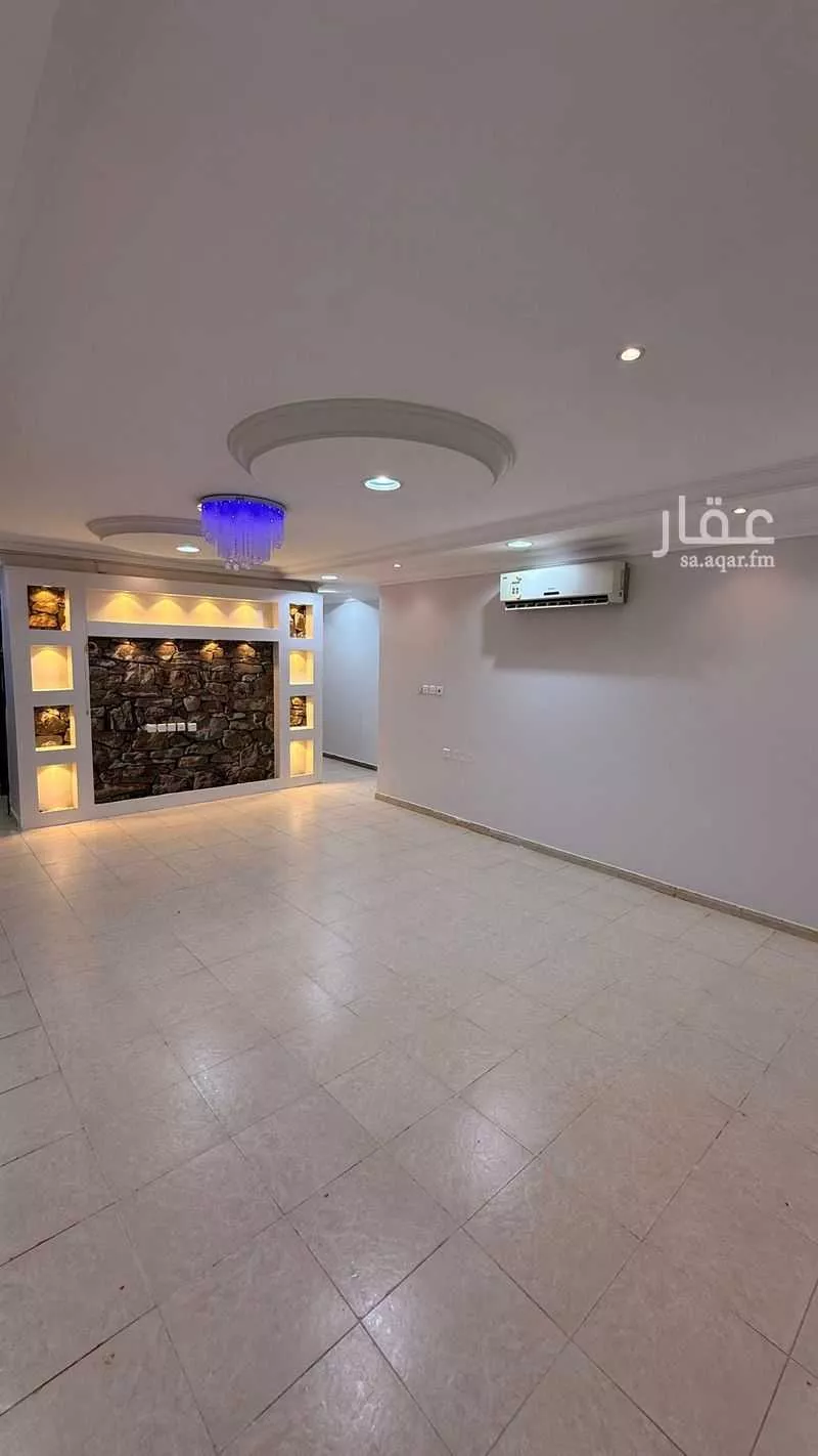 5 bedroom apartment in Dhahrat Laban 5