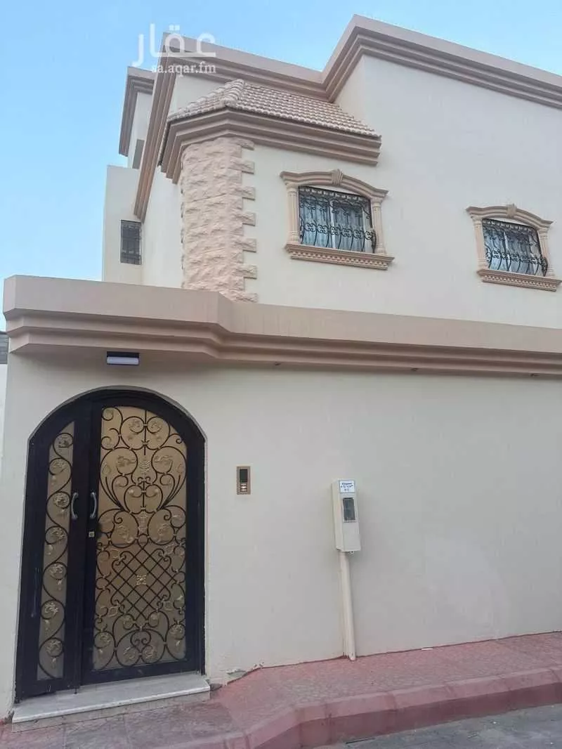 3 bedroom floor in Al Uraija Al Wusta 2