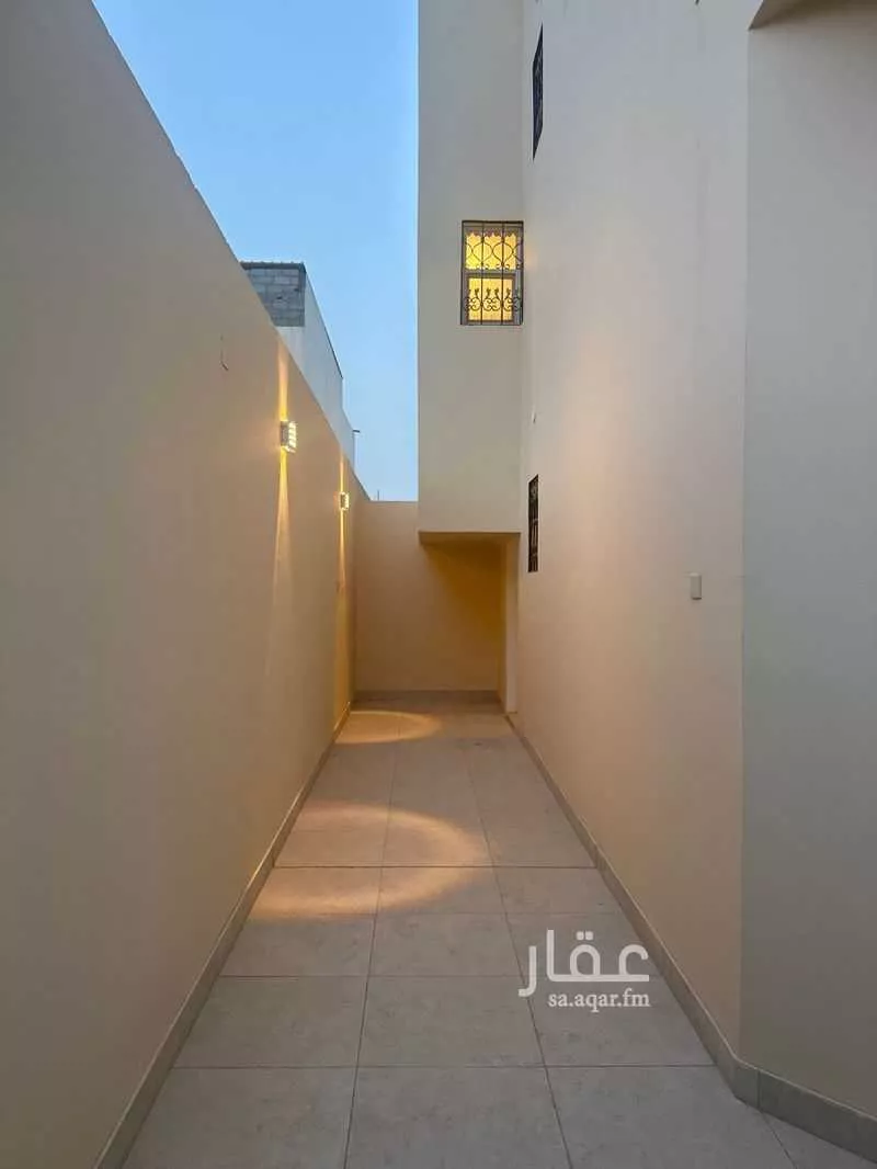 3 bedroom floor in Al Uraija Al Wusta 3