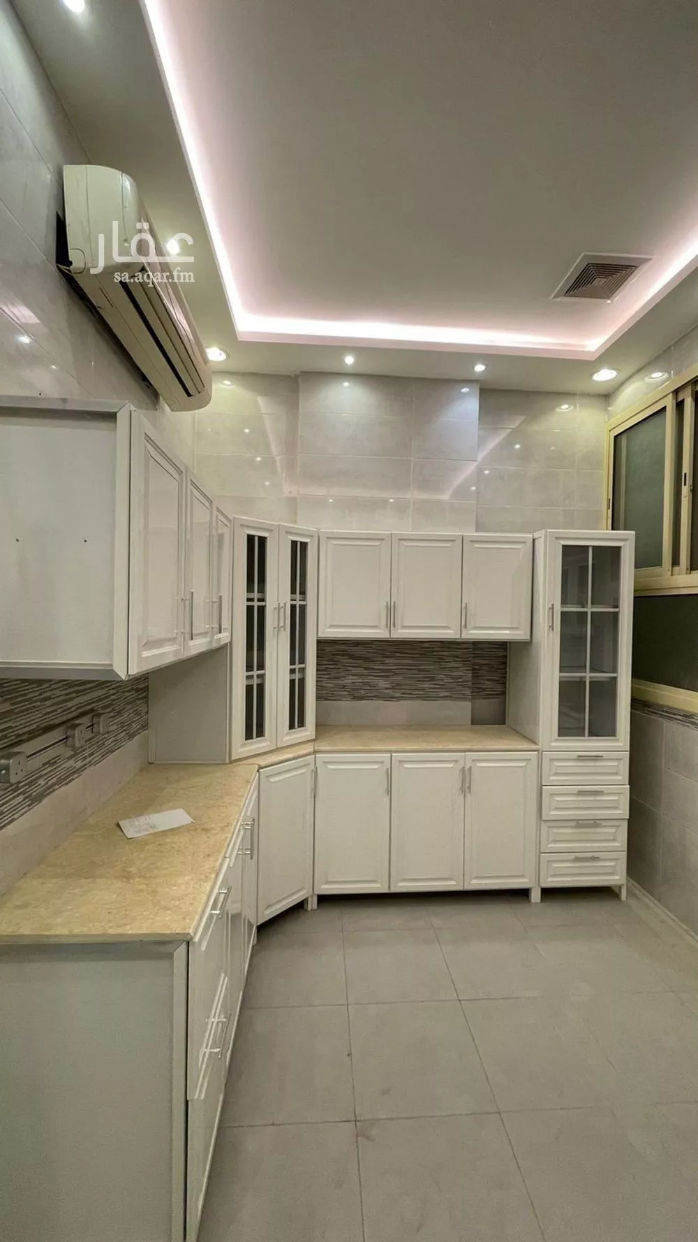 3 bedroom floor in Al Narjis 8