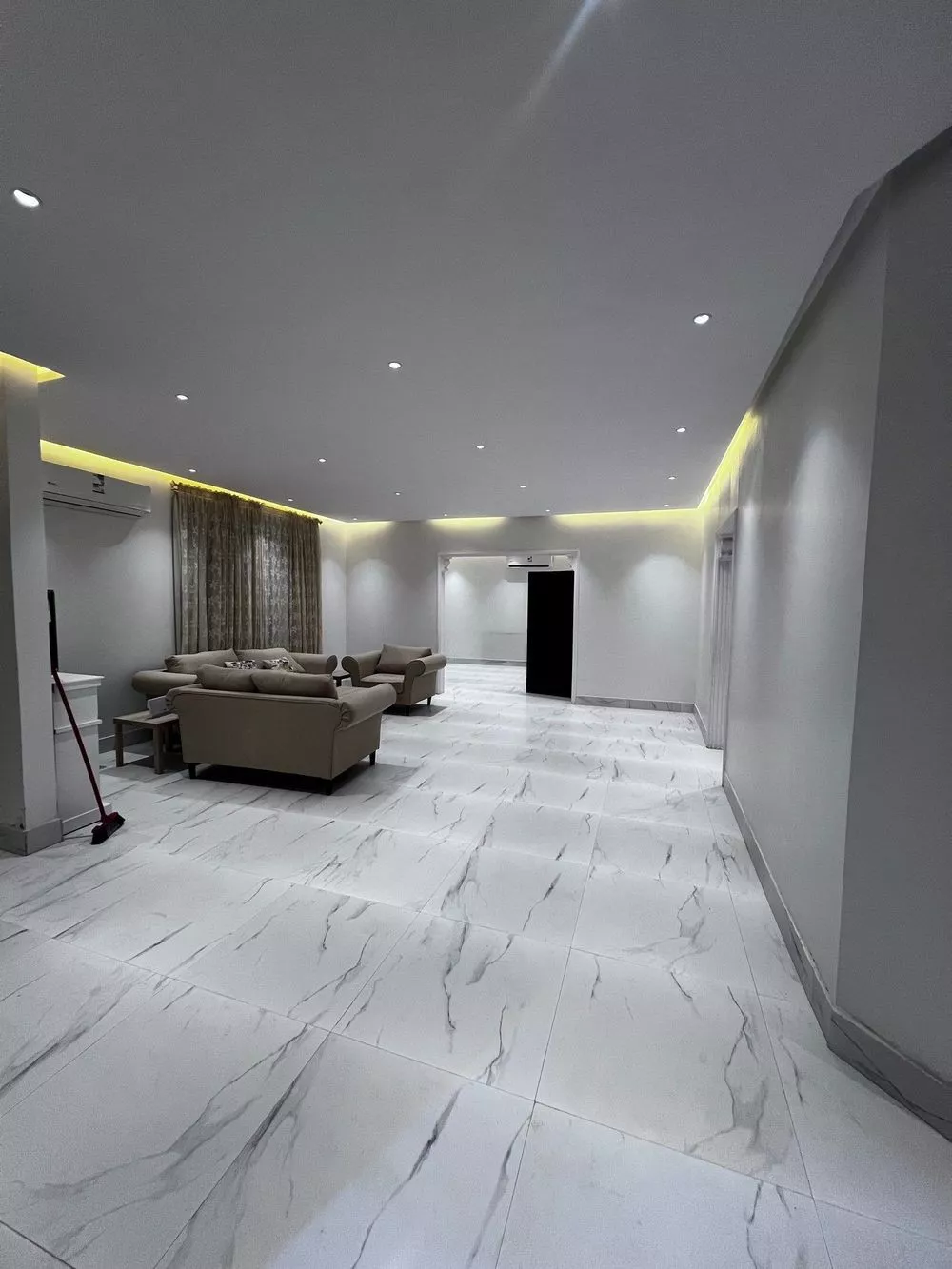 3 bedroom villa in Al Munsiyah 8