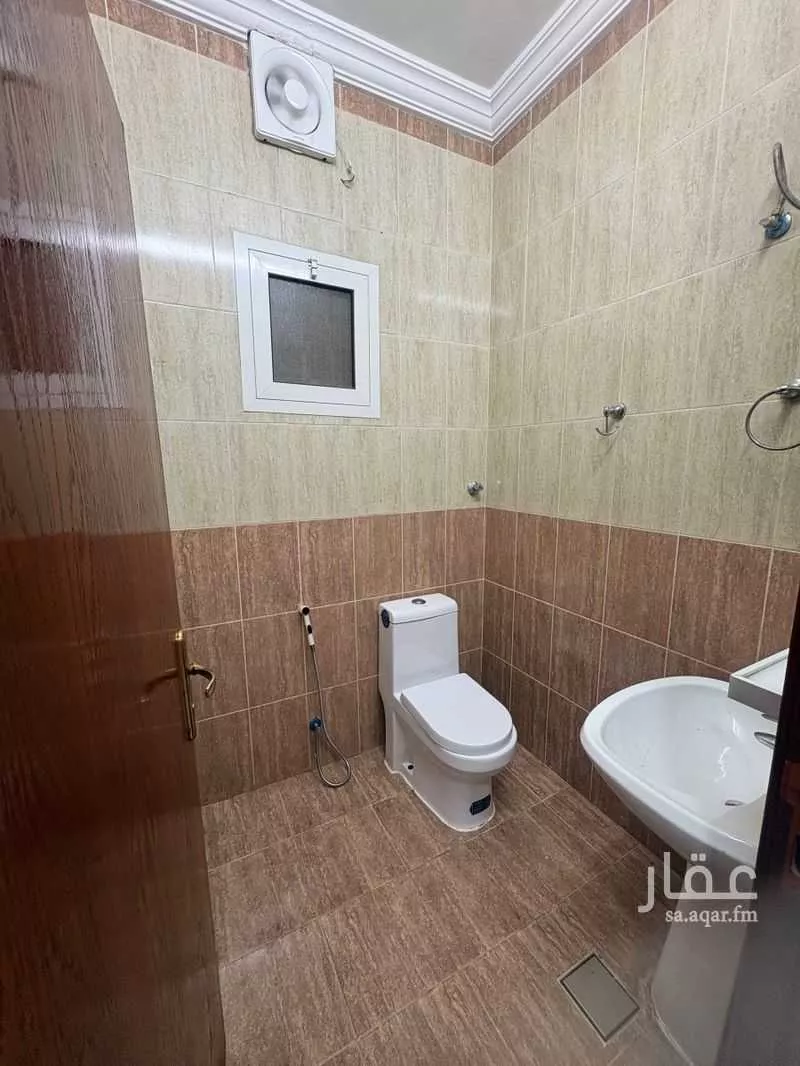 3 bedroom apartment in Al Shiraa 5
