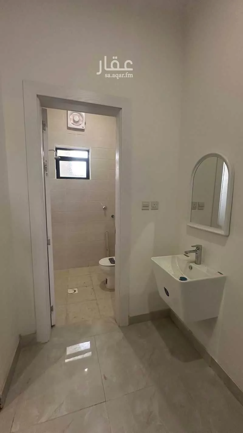 3 bedroom floor in Al Aridh 12