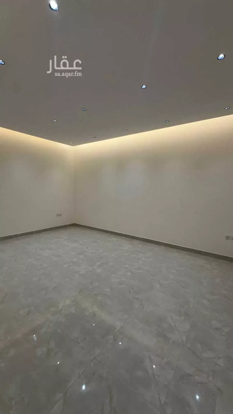 3 bedroom floor in Al Aridh 8
