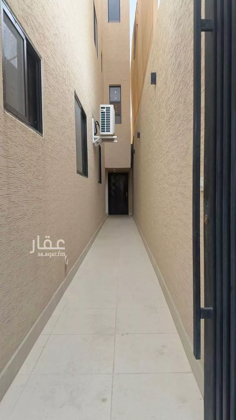 3 bedroom floor in Al Aridh 9