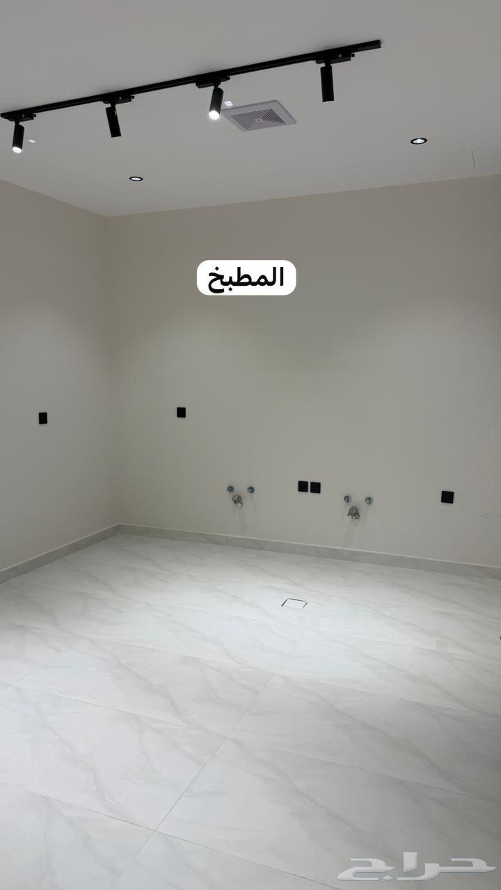 5 bedroom apartment in Al Bashaer 5
