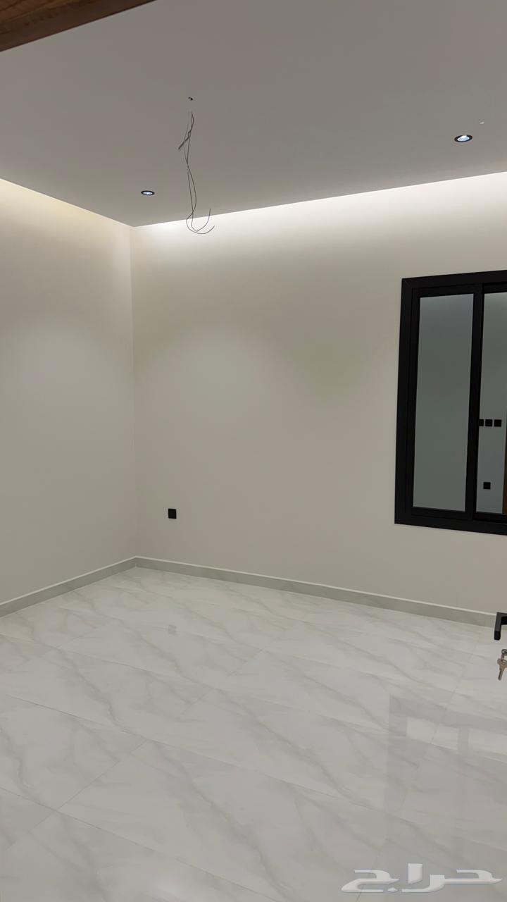 5 bedroom apartment in Al Bashaer 10