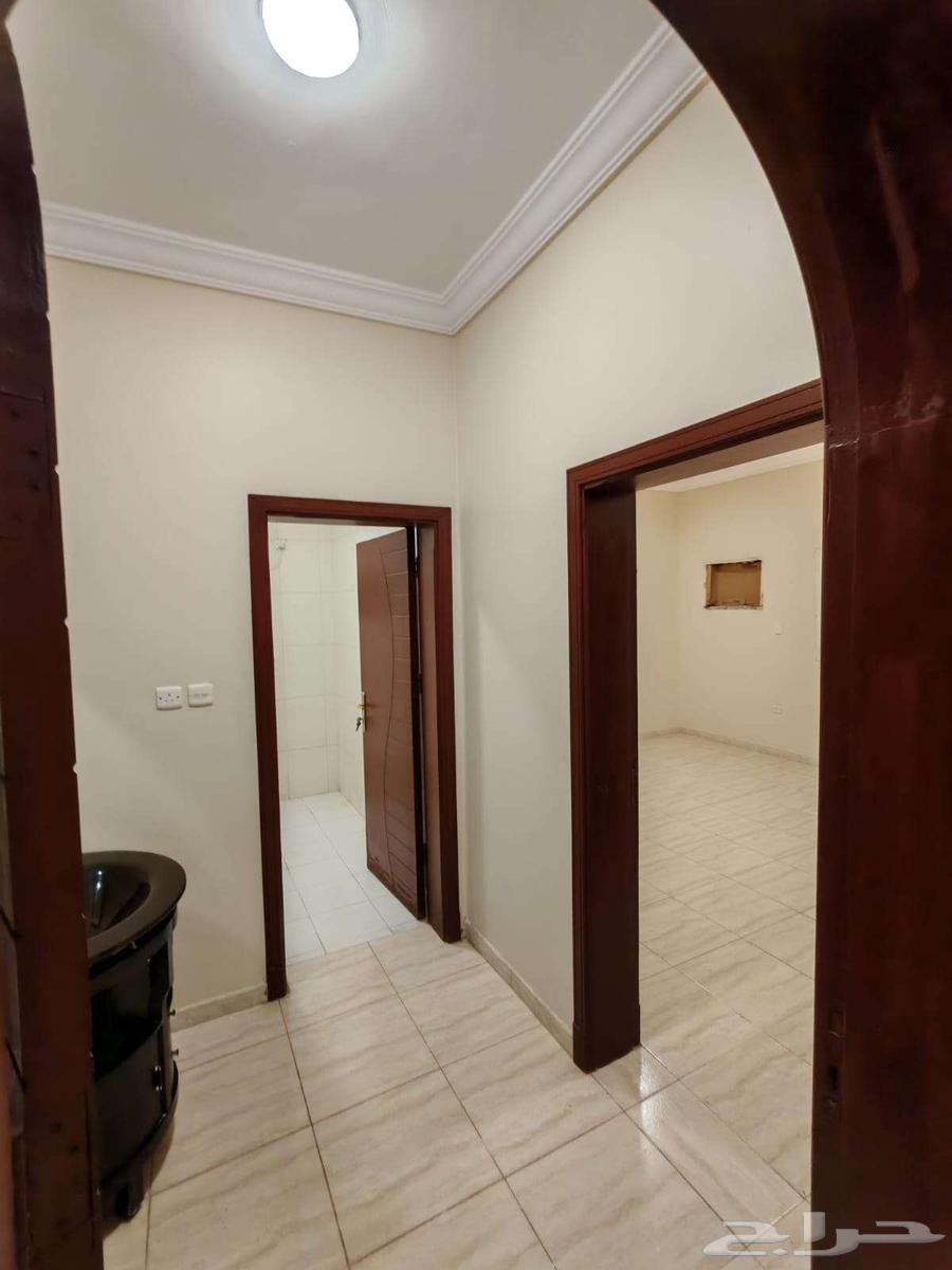 4 bedroom apartment in Al Ajawid 3