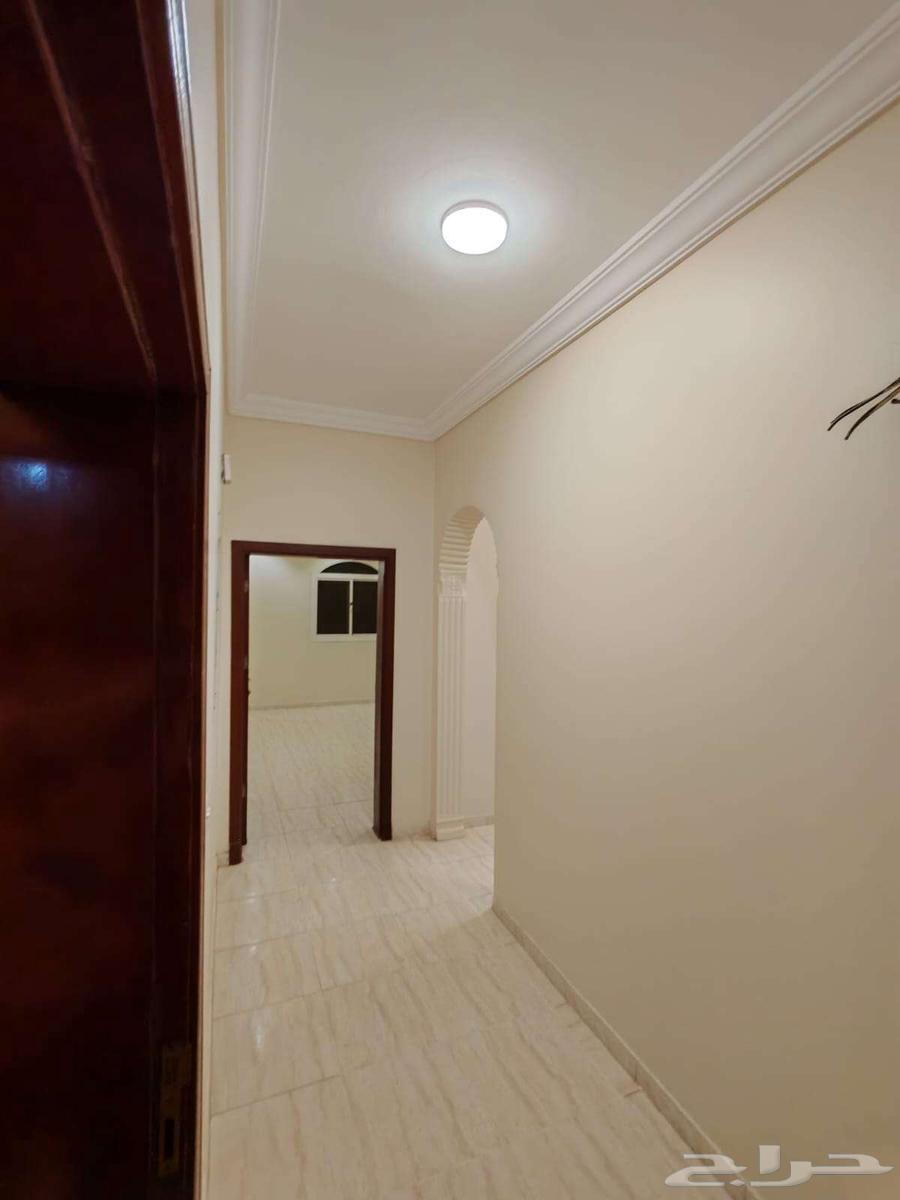 4 bedroom apartment in Al Ajawid 6