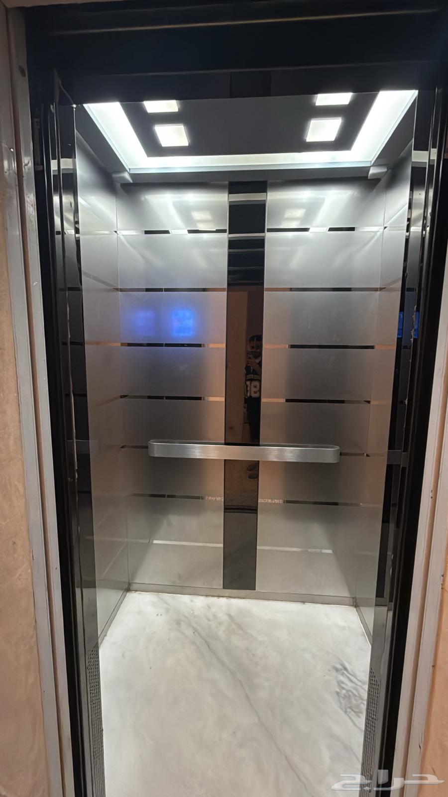 2 bedroom apartment in Mishrifah 30