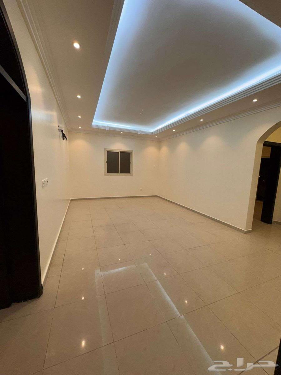 3 bedroom apartment in Al Marwa 3