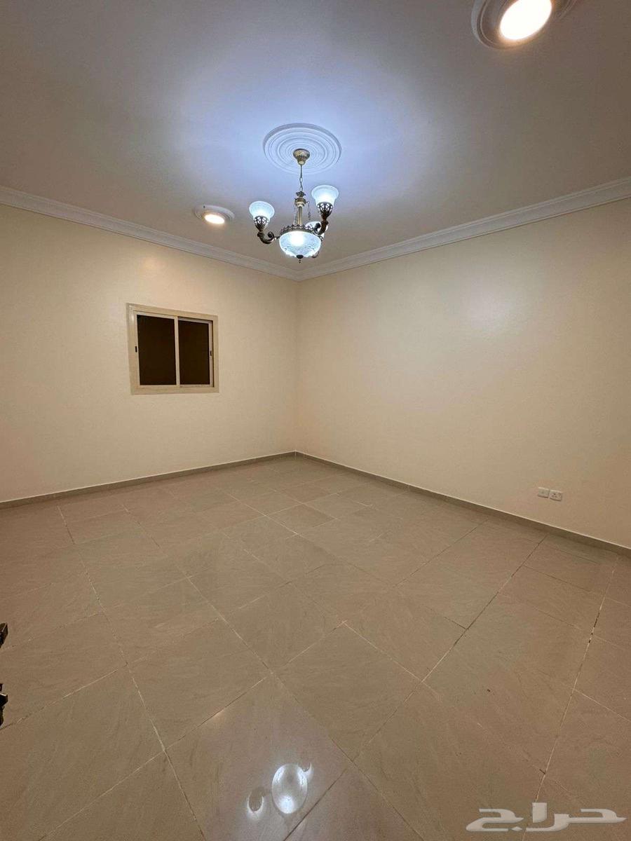 3 bedroom apartment in Al Marwa 4