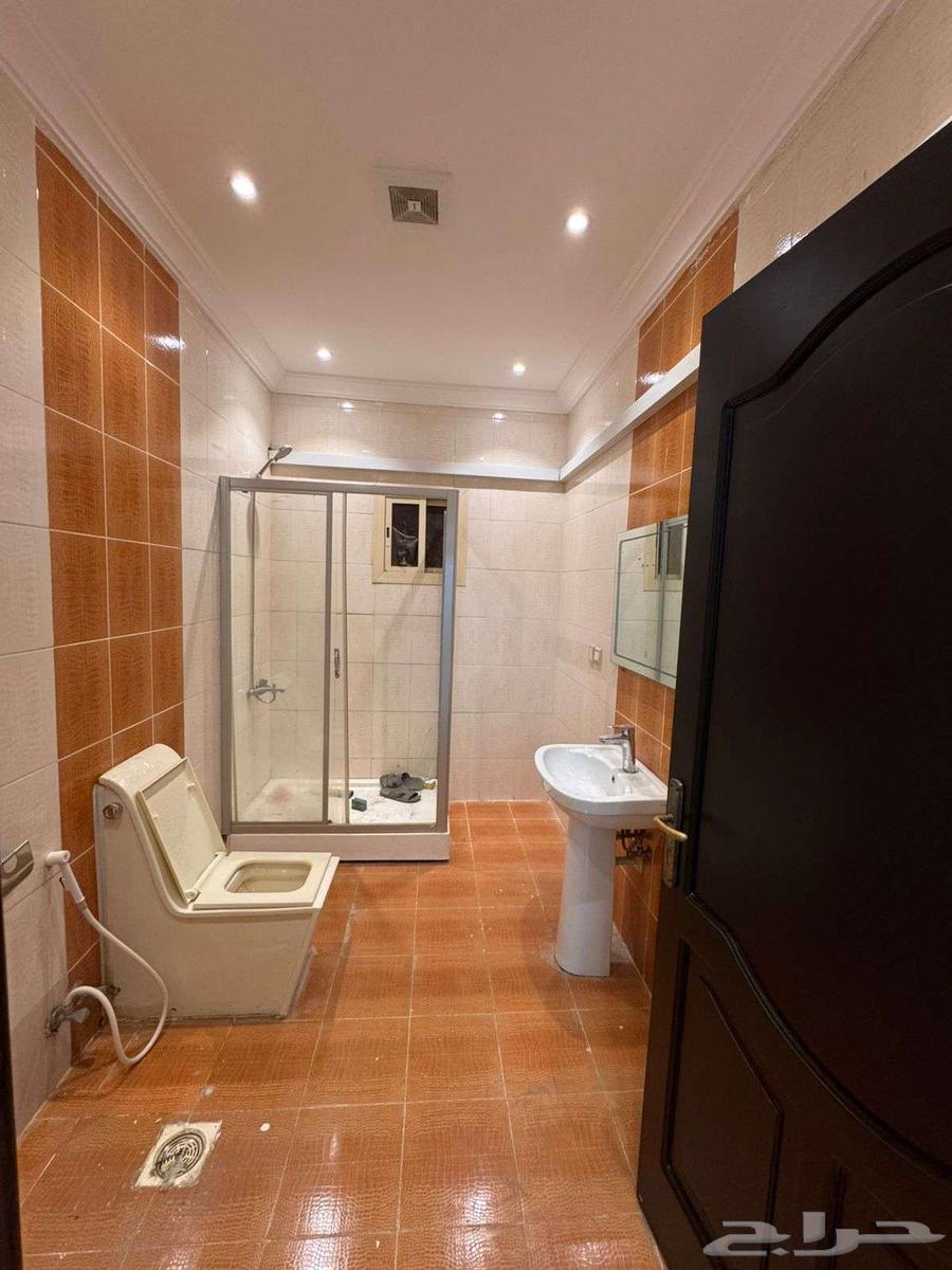 3 bedroom apartment in Al Marwa 9