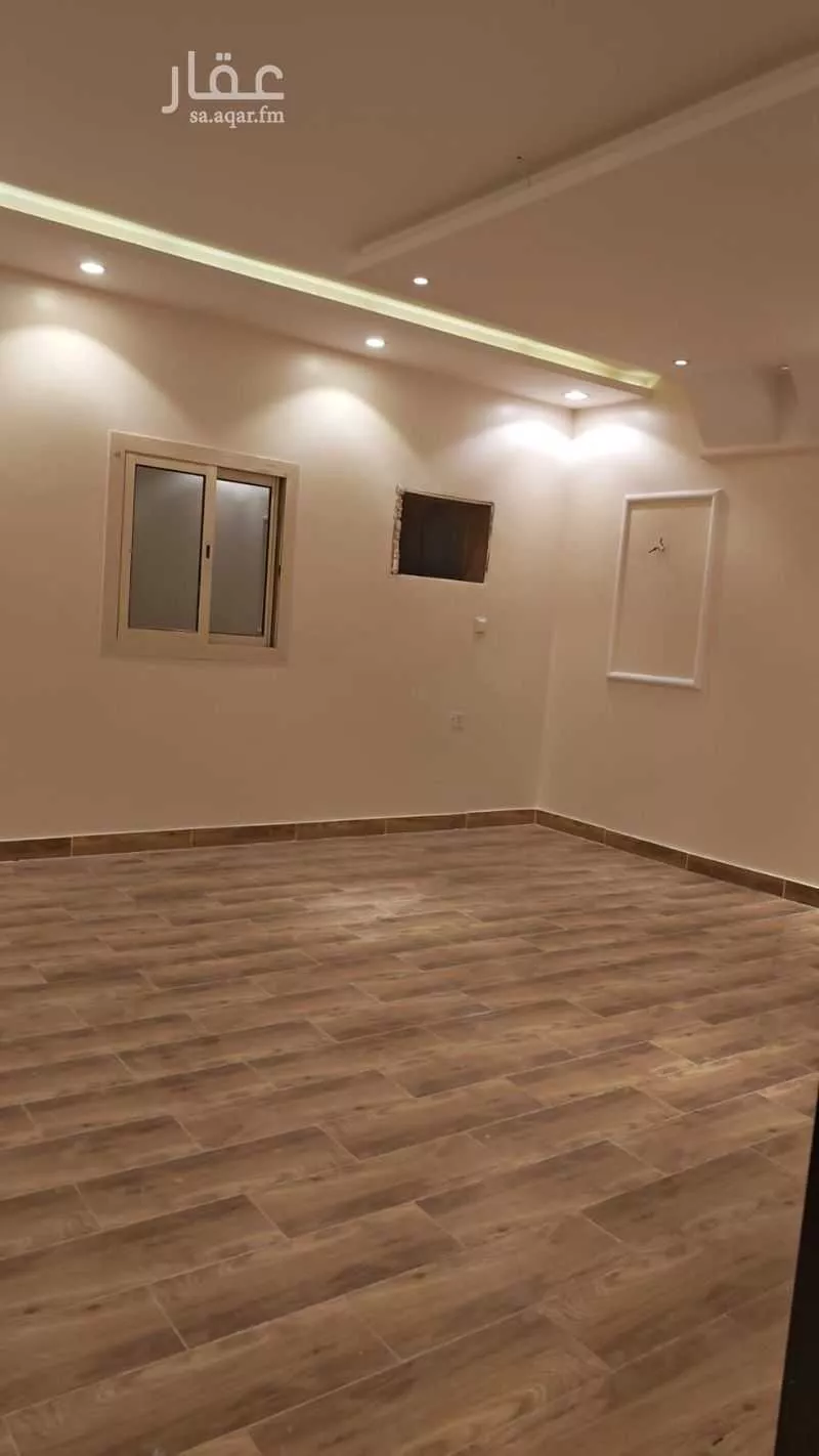 6 bedroom apartment in Muraykh 11