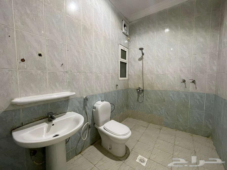 2 bedroom apartment in Al Marwa 5