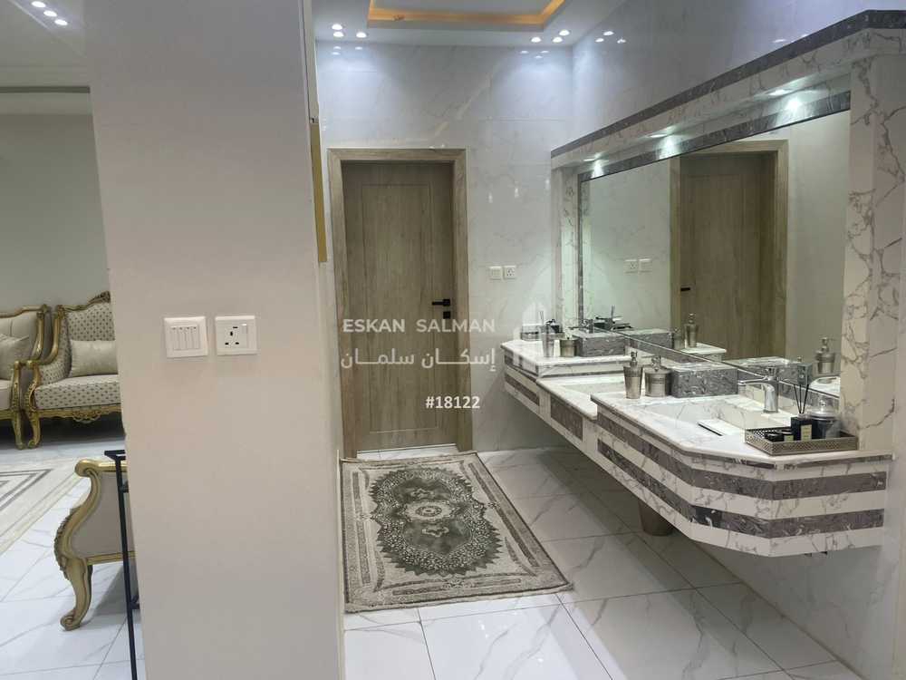 8 bedroom villa in At Taawon, Jeddah 4