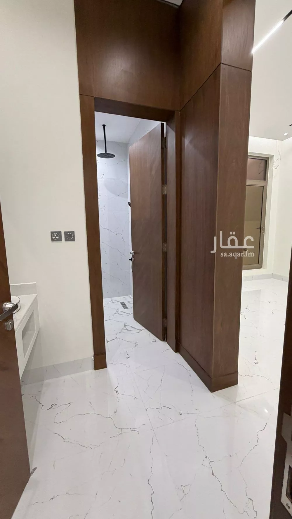 5 bedroom villa in Al Mahdiyyah 16