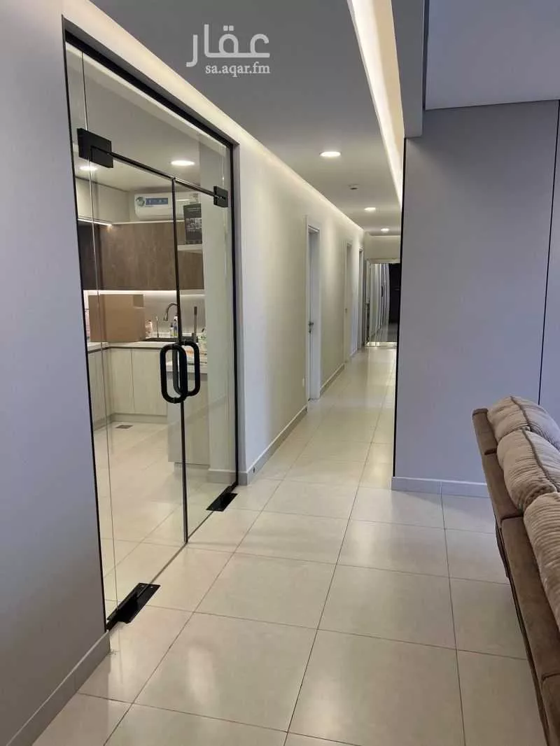 6 bedroom apartment in Al Hamdaniyah 6