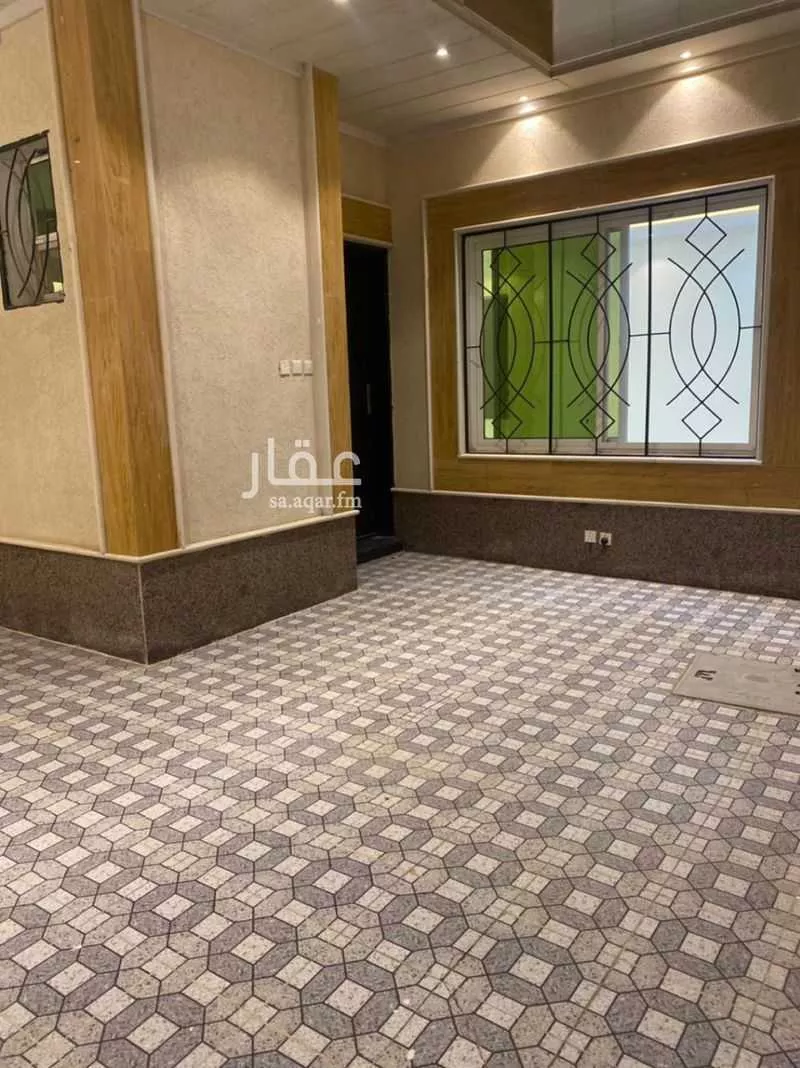 فيلا 9 غرف في المهدية 10
