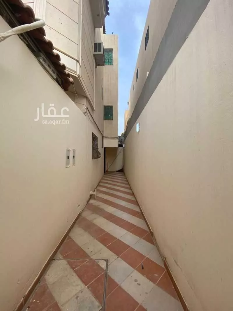3 bedroom floor in As Saadah 3