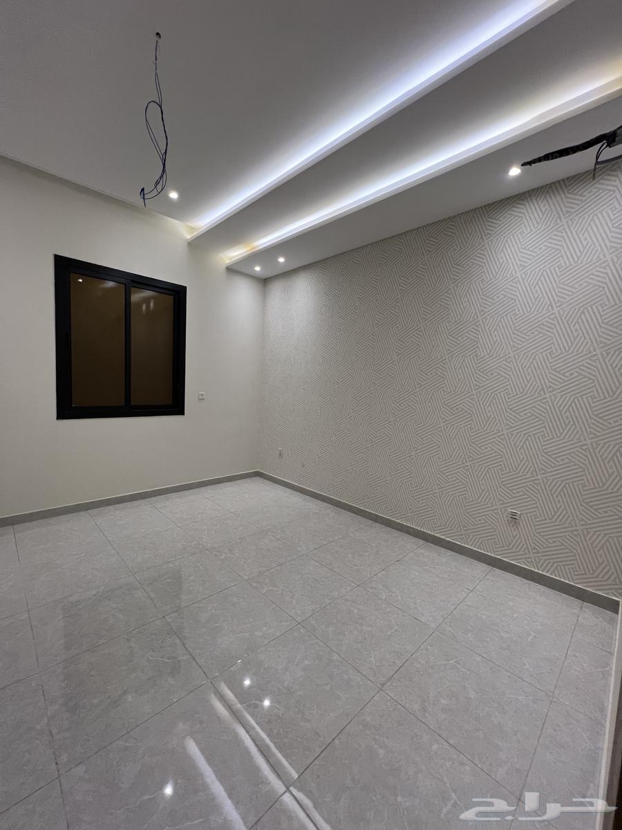 5 bedroom apartment in Al Marwa 11