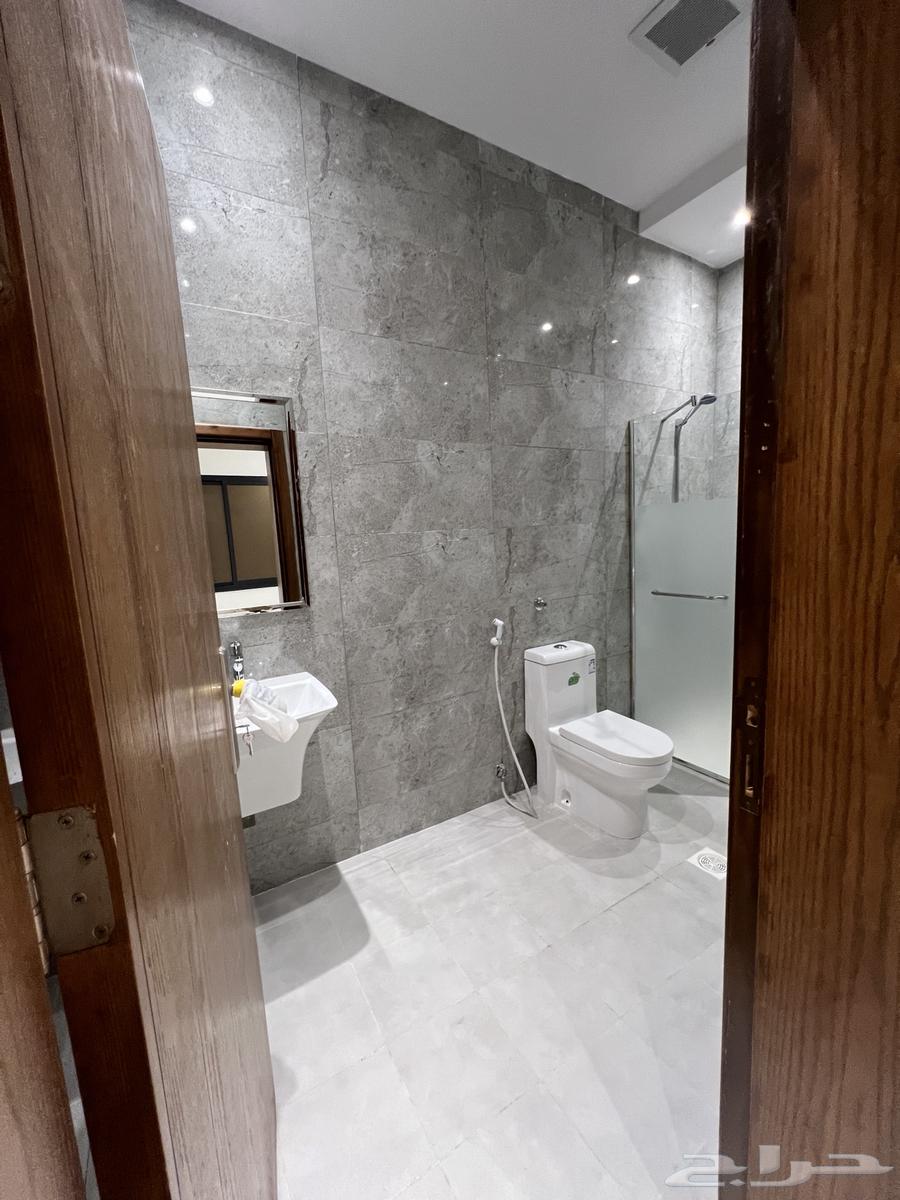5 bedroom apartment in Al Marwa 17