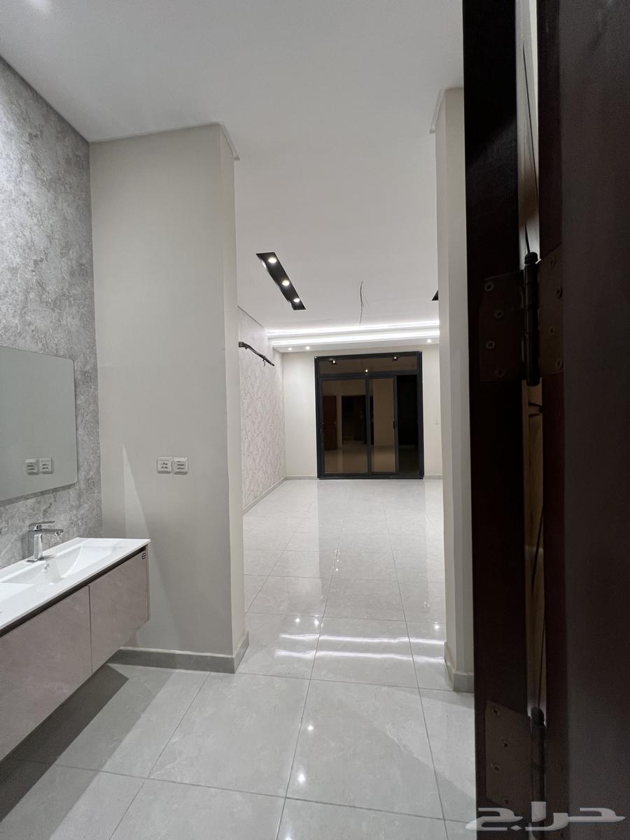 5 bedroom apartment in Al Marwa 20