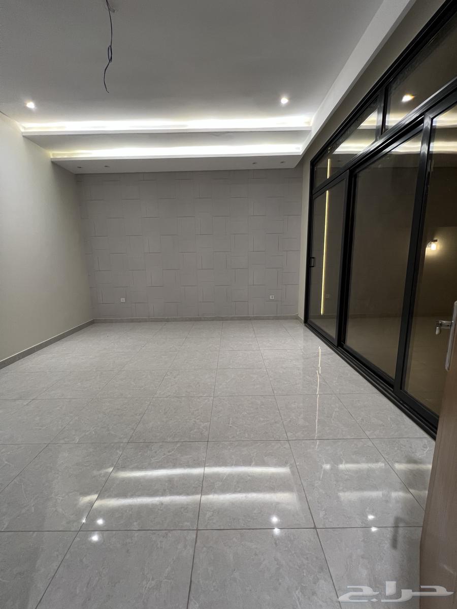 5 bedroom apartment in Al Marwa 4