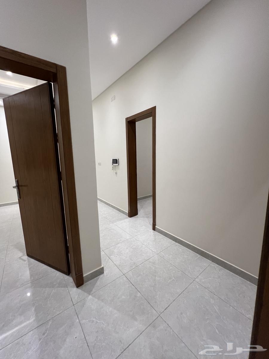 5 bedroom apartment in Al Marwa 9
