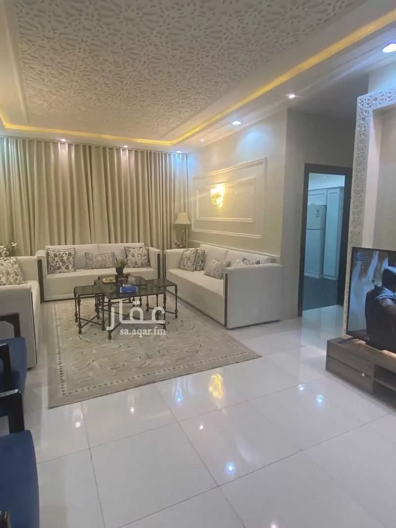 5 bedroom villa in Dirab 12