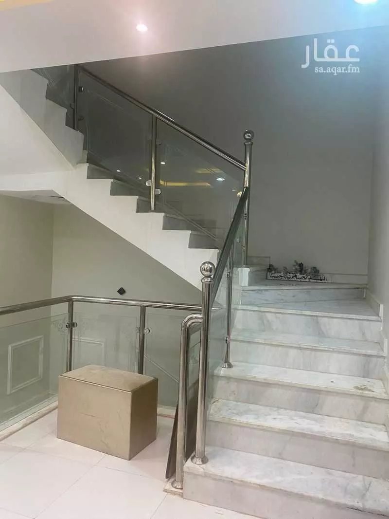 5 bedroom villa in Dirab 13