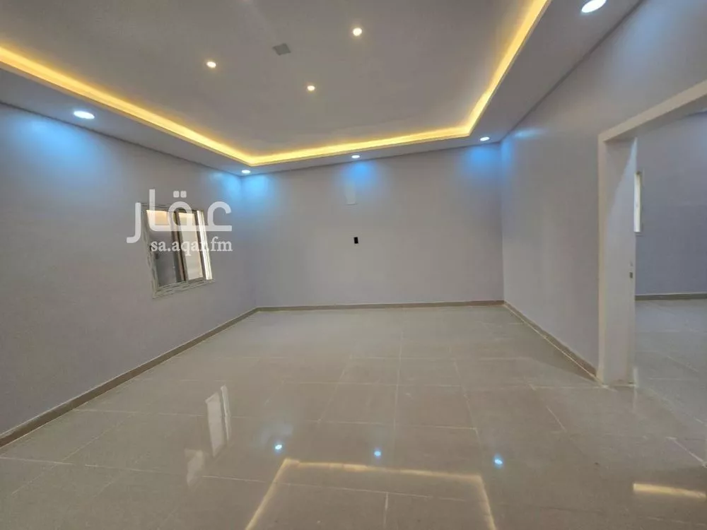 4 bedroom apartment in Dahiat King Fahd 7