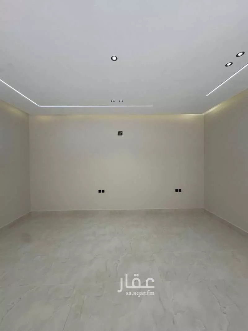 فيلا 7 غرف في الشرق 5