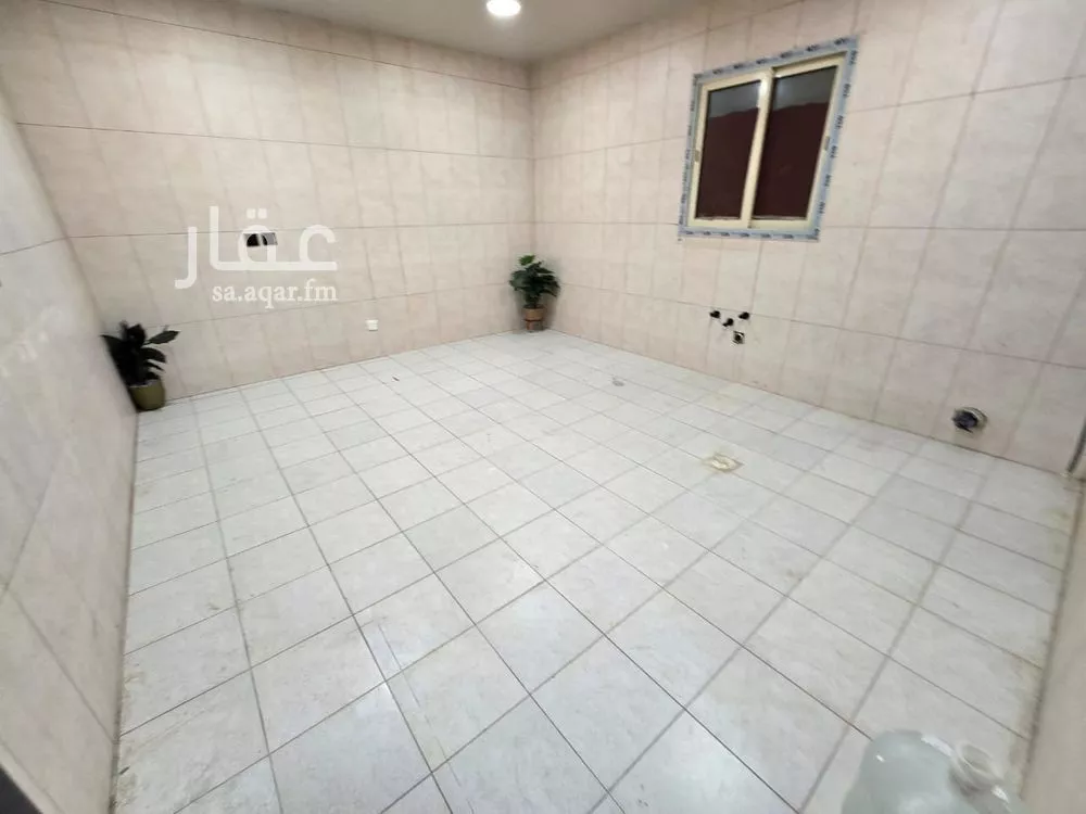 5 bedroom apartment in Ash Shulah 14