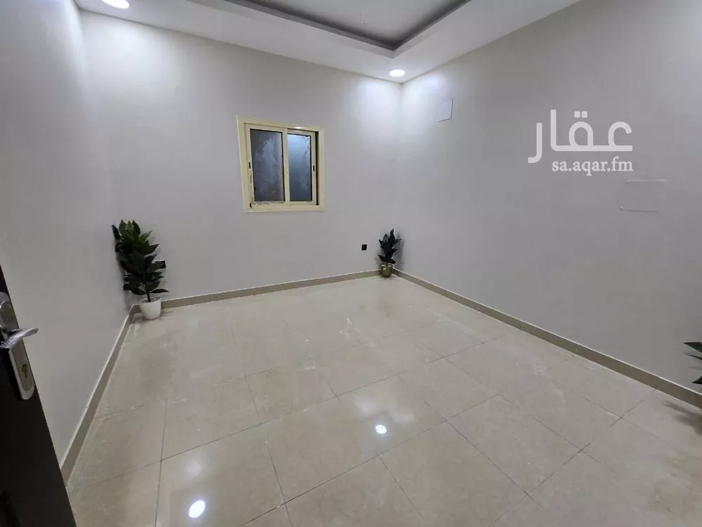 5 bedroom apartment in Ash Shulah 15