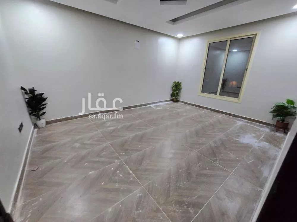 5 bedroom apartment in Ash Shulah 7
